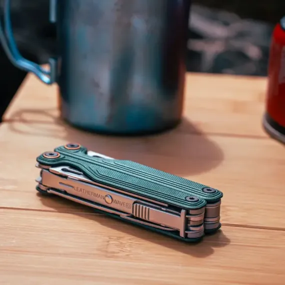 Мультитул с плоскогубцами LEATHERMAN Wave Alpha Cascadia 16 инстр., 7,4/10,2 см