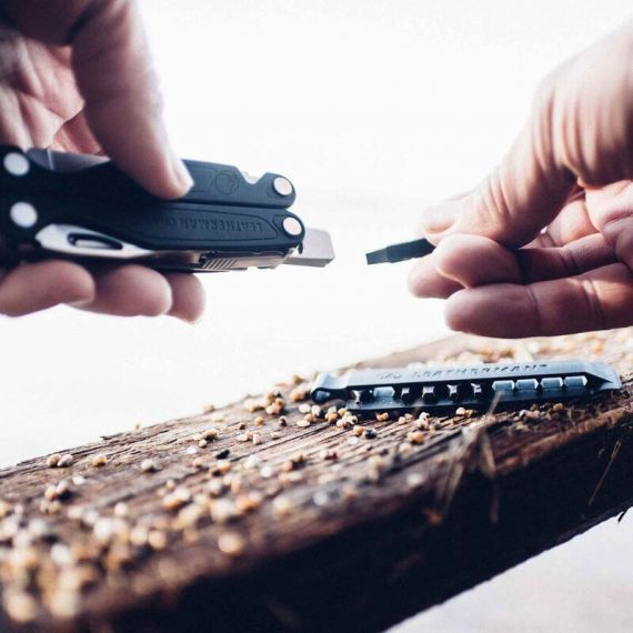 Нож-мультитул с инструментами LEATHERMAN Charge Plus Black (832601)