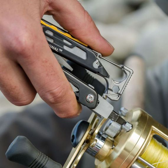 Мульти-инструмент с плоскогубцами и ножом LEATHERMAN Signal Black Oxide (Multi-Tool)