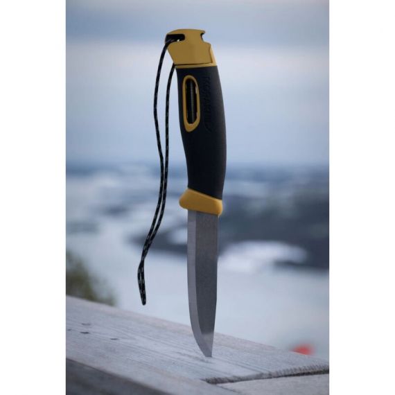 Нож с огнивом MORAKNIV Companion Spark Yellow