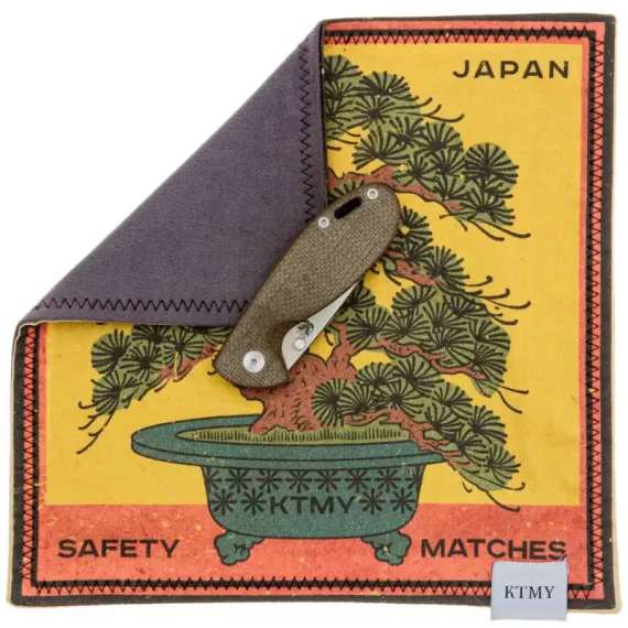 Хэнк (платок) Knife to meet You BONS 25*25см